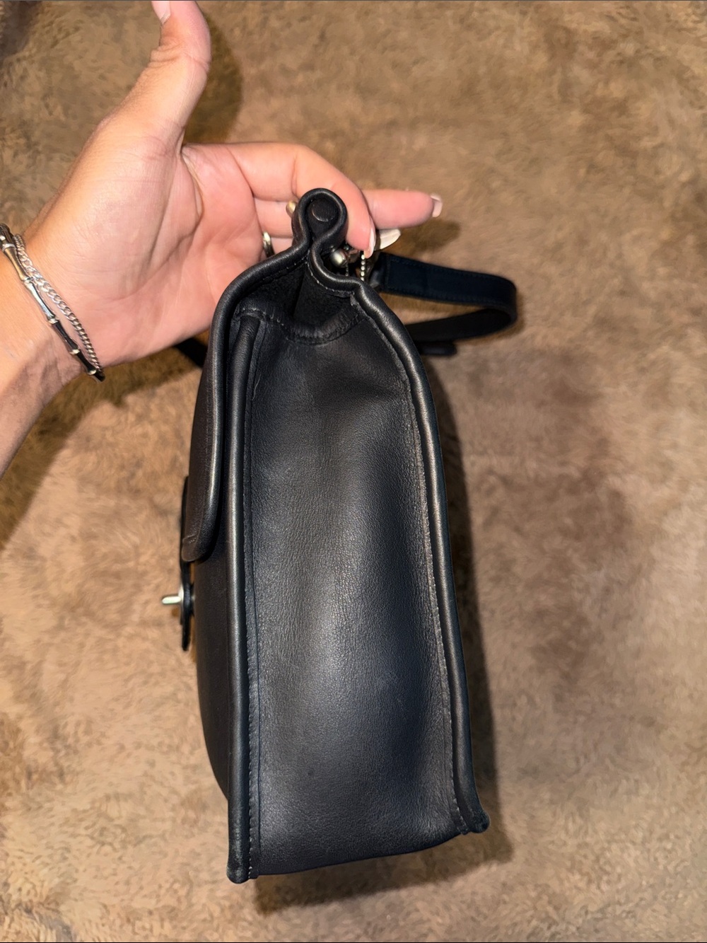 Coach Vintage Black Willis Crossbody Bag - Picture 8 of 14